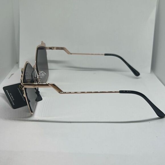 Giselle Women’s Flat Lens Sunglasses - Picture 2 of 3